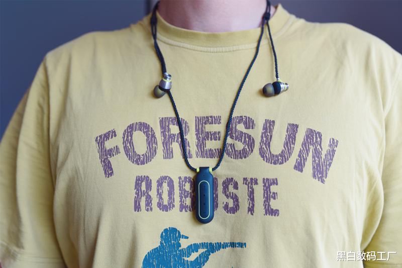 魅族|机动了,带蓝牙还有8G内存-魔浪i2运动蓝牙耳机