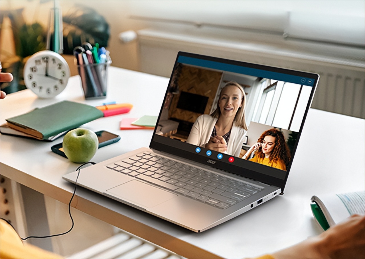 华硕|4K预算准大学生该换什么轻薄本？推荐这三款：屏幕、性价比都靠谱