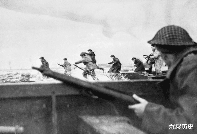 随军记者镜头里真实的血腥奥马哈海滩登陆战