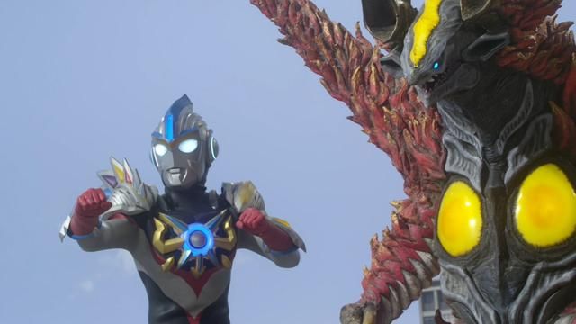 艾克斯奥特曼|奥特曼：欧布全形态实力排名，他的最强形态究竟是三重还是智勇？