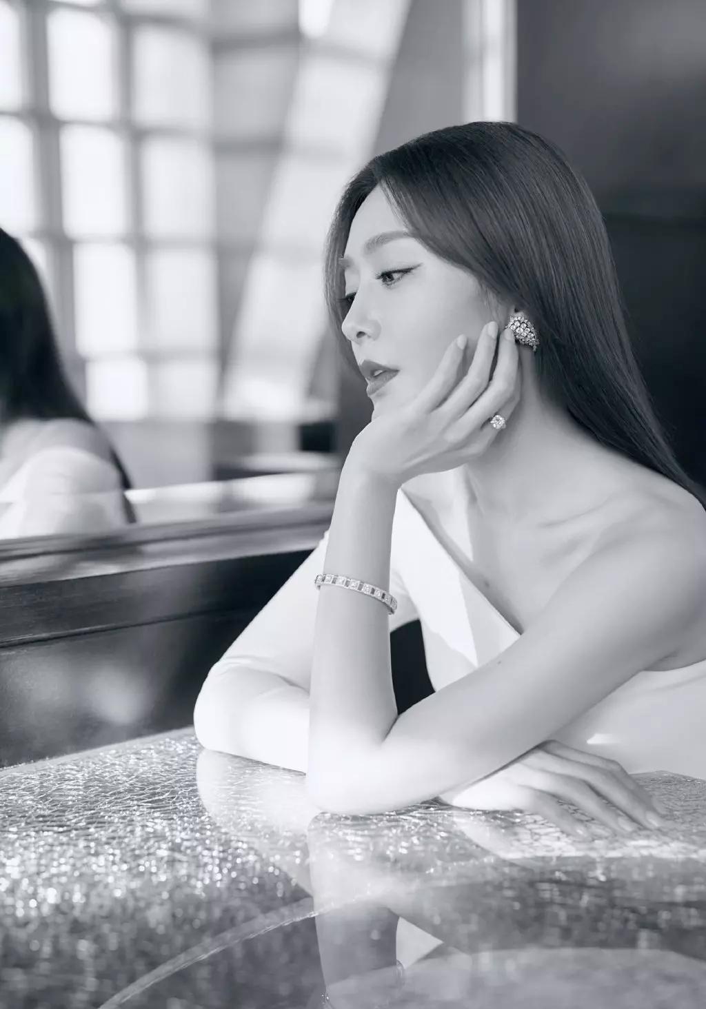 我说她是娱乐圈最美女星, 没人反对吧?