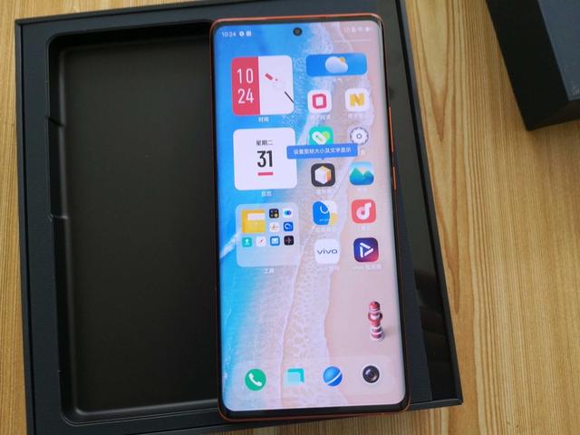 OPPO|oppo,vivo,荣耀的新线下手机发布,有你喜欢的吗?