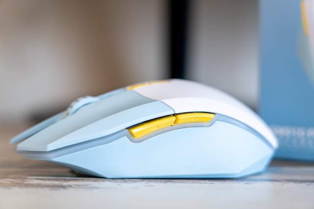 达尔优|手感舒适定位精准,达尔优EM910 pro双模无线游戏鼠标体验