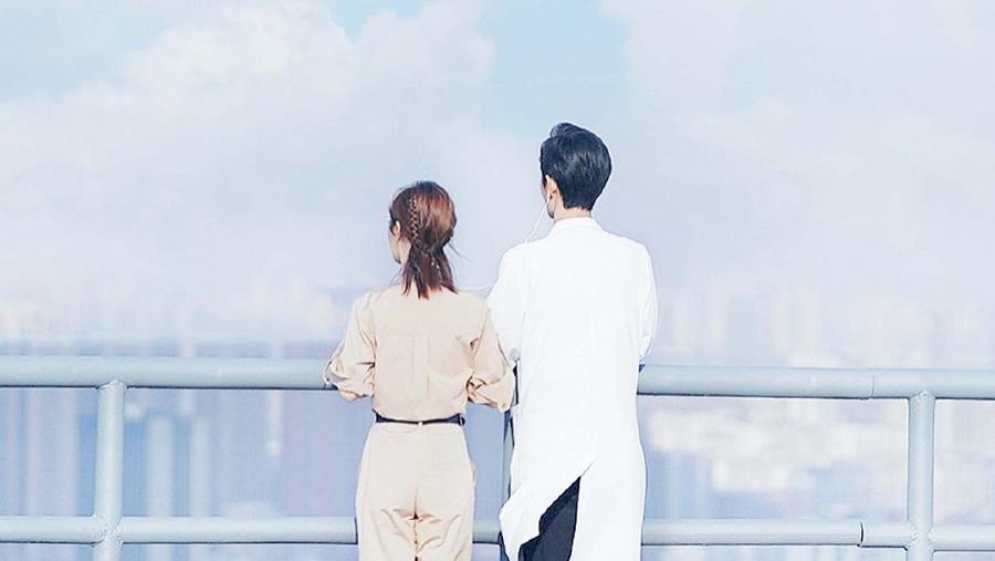 余生|肖战《余生》抗压能力强，故事温暖有吸引力，主创人员均在角色中