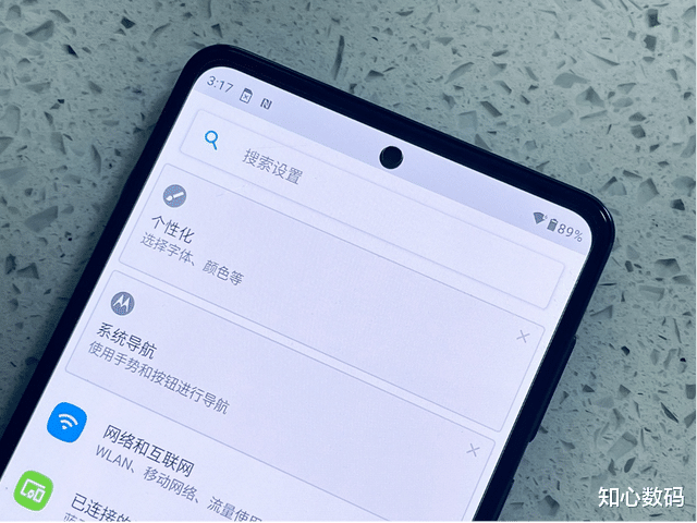 摩托罗拉|2022年618有什么中端手机推荐？这几款性价比高，闭着眼买就行