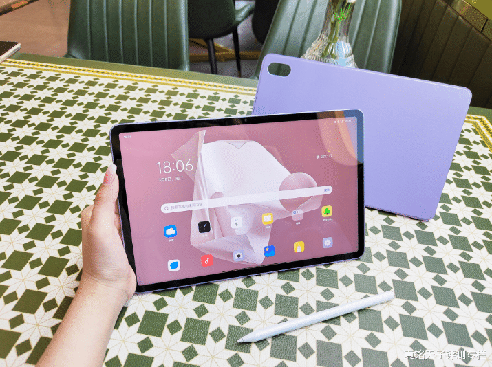 OPPO|不想吃土、不想分期,打工人告诉你平板怎么选!预算2K就选OPPO