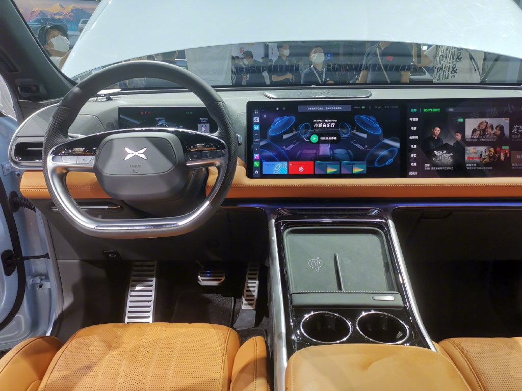 小鹏汽车首款中大型SUV小鹏G