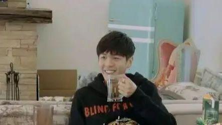 张若昀|\张若昀的家，平淡才是真，“丑萌丑萌的”，小日子却过的很幸福\