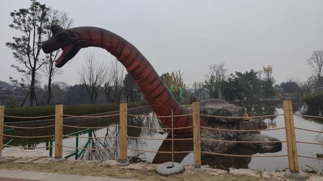 职业教育|假如“领导跳槽要带上我，该不该去”？