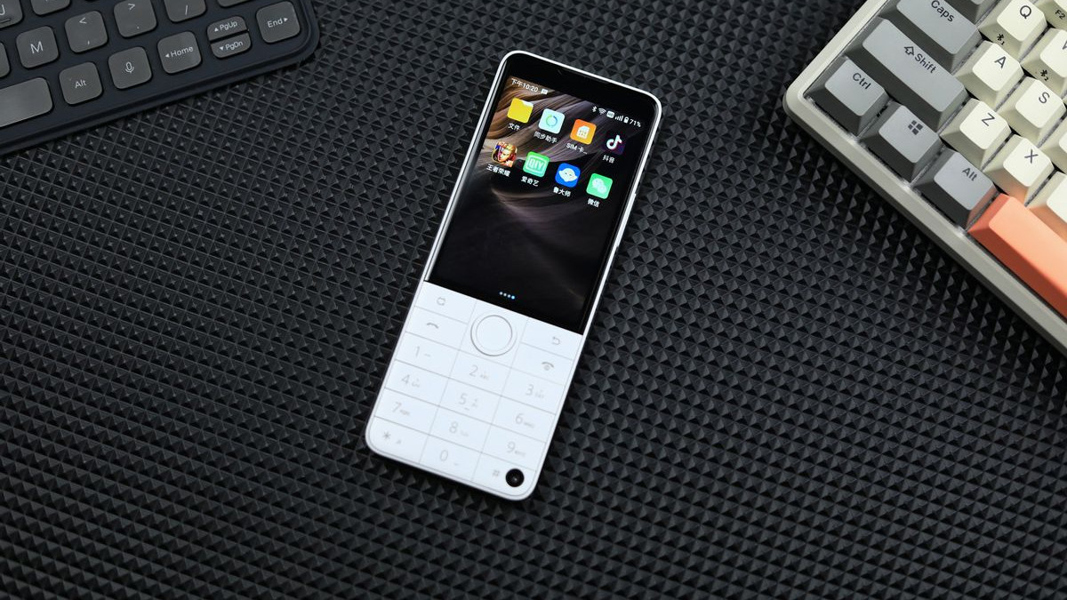 f22战斗机|小米系多亲新品：孩子专用防沉迷手机，家长“后台”说了算