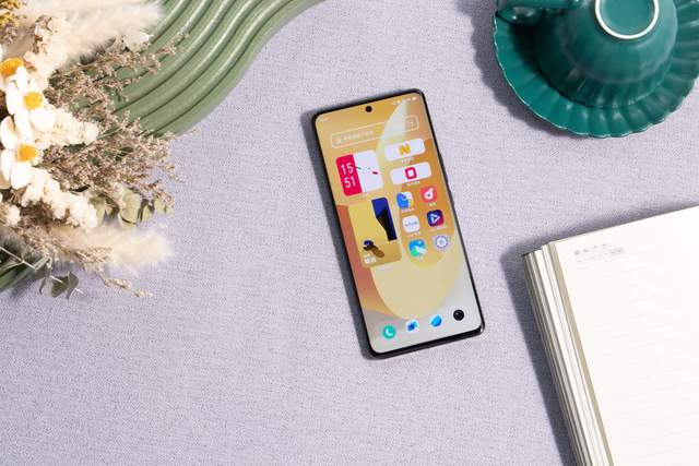 联想|vivo S15 Pro上手体验，双芯加持性能迎来升级