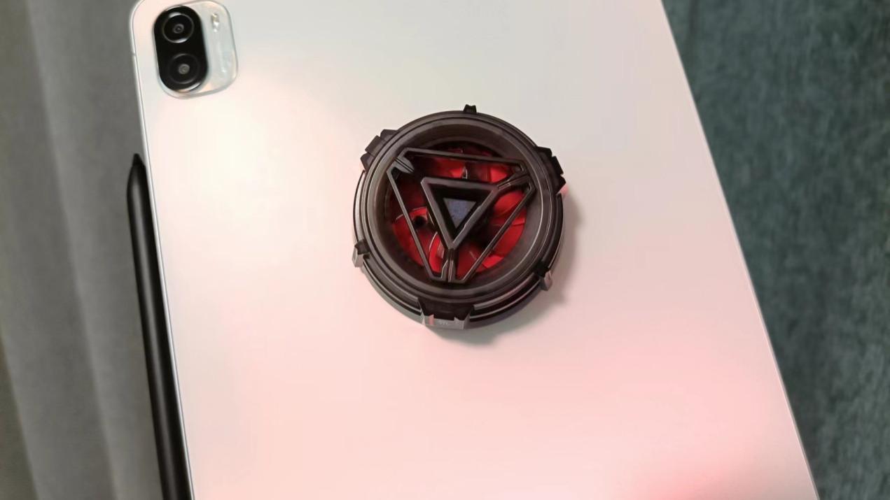 挑战全网最小的敞篷冰箱，红魔冰磁散热器，好 冷 酷