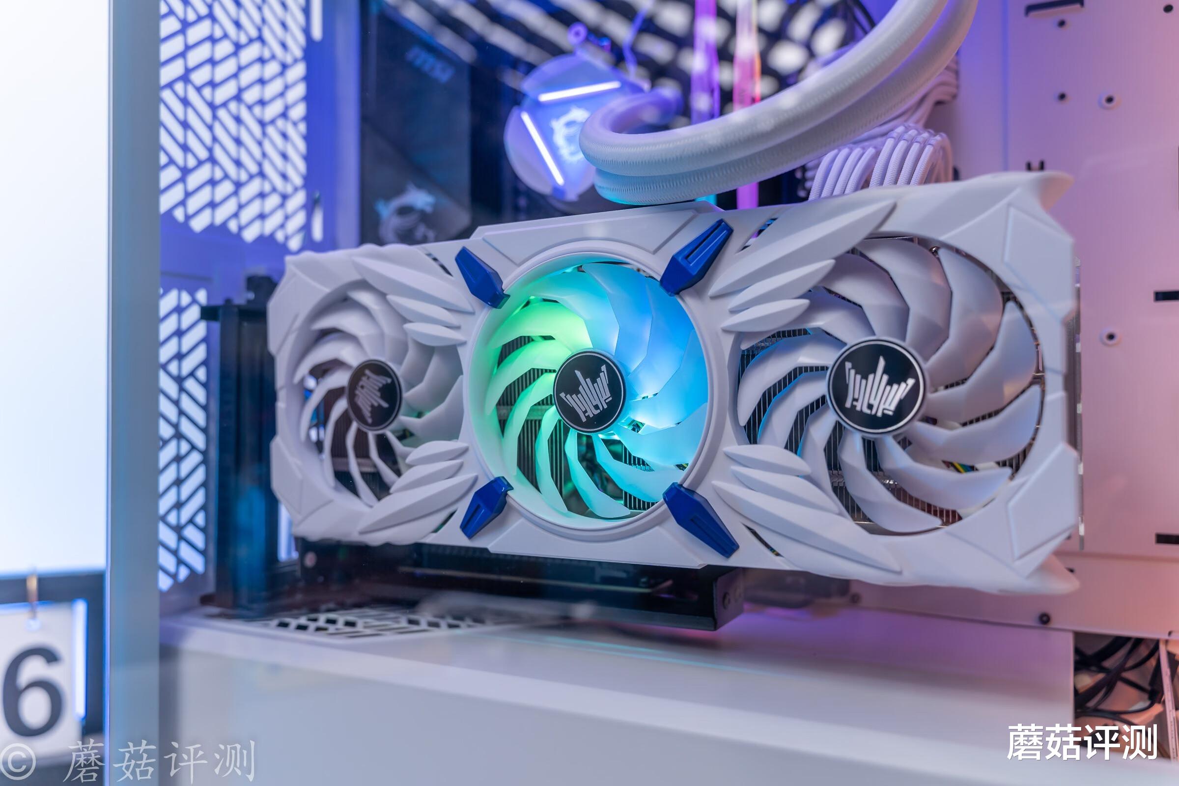 索尼|灰白撞色更精致，Mesh加入更透气、酷冷至尊MB520 Mesh机箱 评测