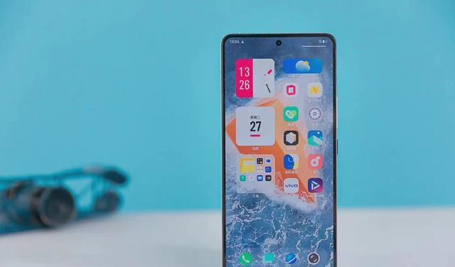 iqoo|12G+256G降至3829，120W+2K+5nm，驍龍888Plus退場