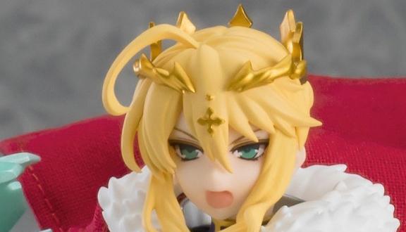 手办|fgo白枪呆figma可动手办官图附带坐骑价格破千充满母爱的呆毛王