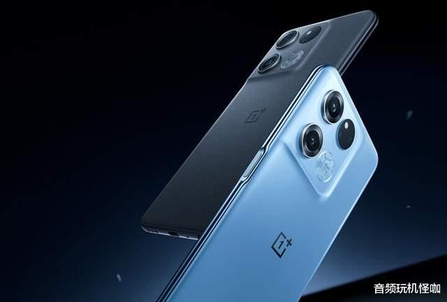 手机业|表面上定价2099元，在配置上虽然符合目前主流样式，但意义深远！