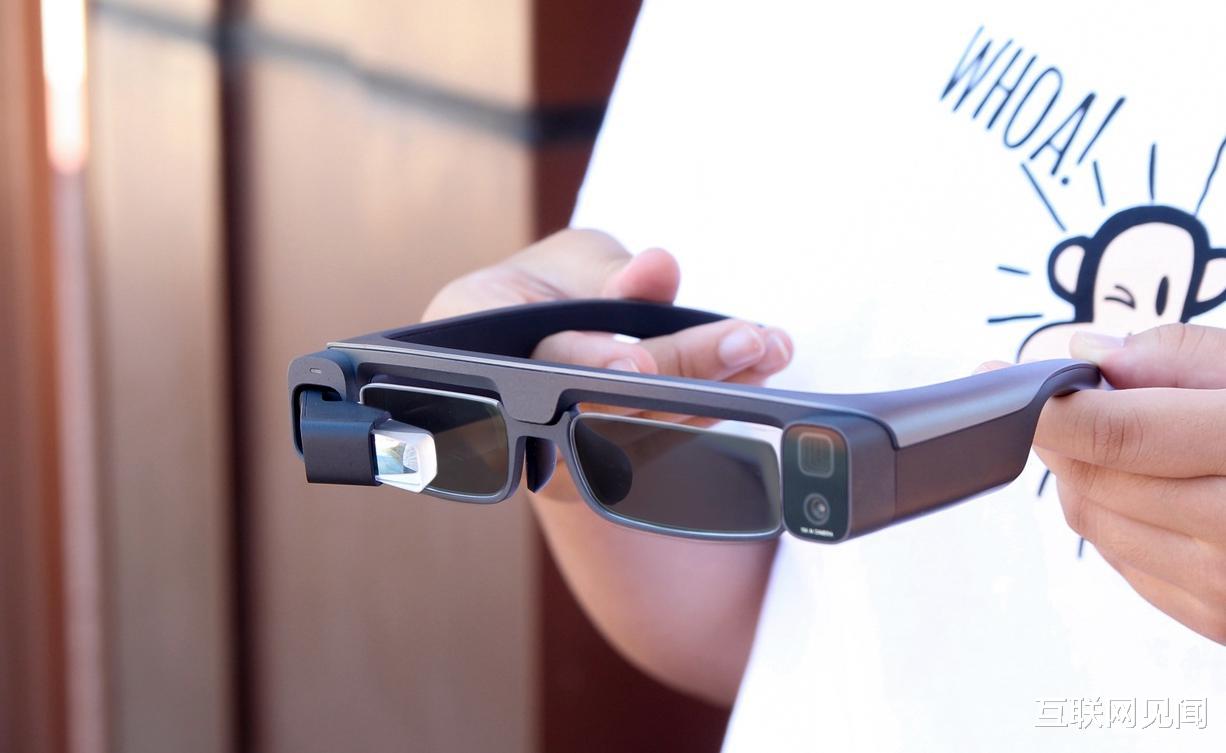 相机|突破相机形态固有化设计,米家眼镜相机第一视角下的影像体验