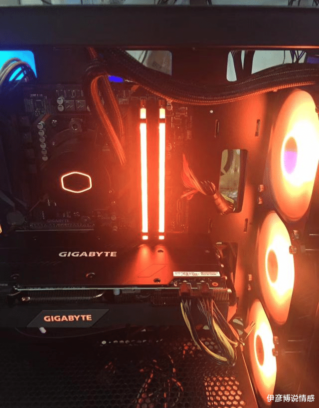 CPU|别再多花冤枉钱了!电脑CPU水冷散热比风冷散热优秀吗?