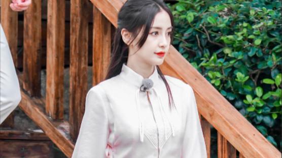 Angelababy|被曝新恋情，baby专注事业录跑男，身材颜值在线受期待