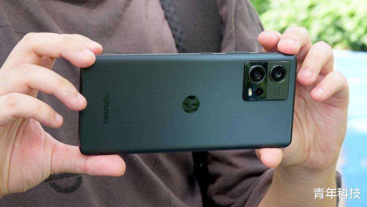 红米手机|moto S30 Pro新机体验:重新定义高性能水桶中杯旗舰