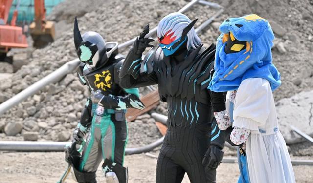 |假面骑士revice剧场版新官方剧照基本确定门田变身新的蓝色骑士