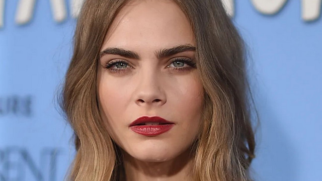 郭麒麟|英国妹子追求浓眉，把头发种到眉毛上，现在眉毛疯长，这画风简直了