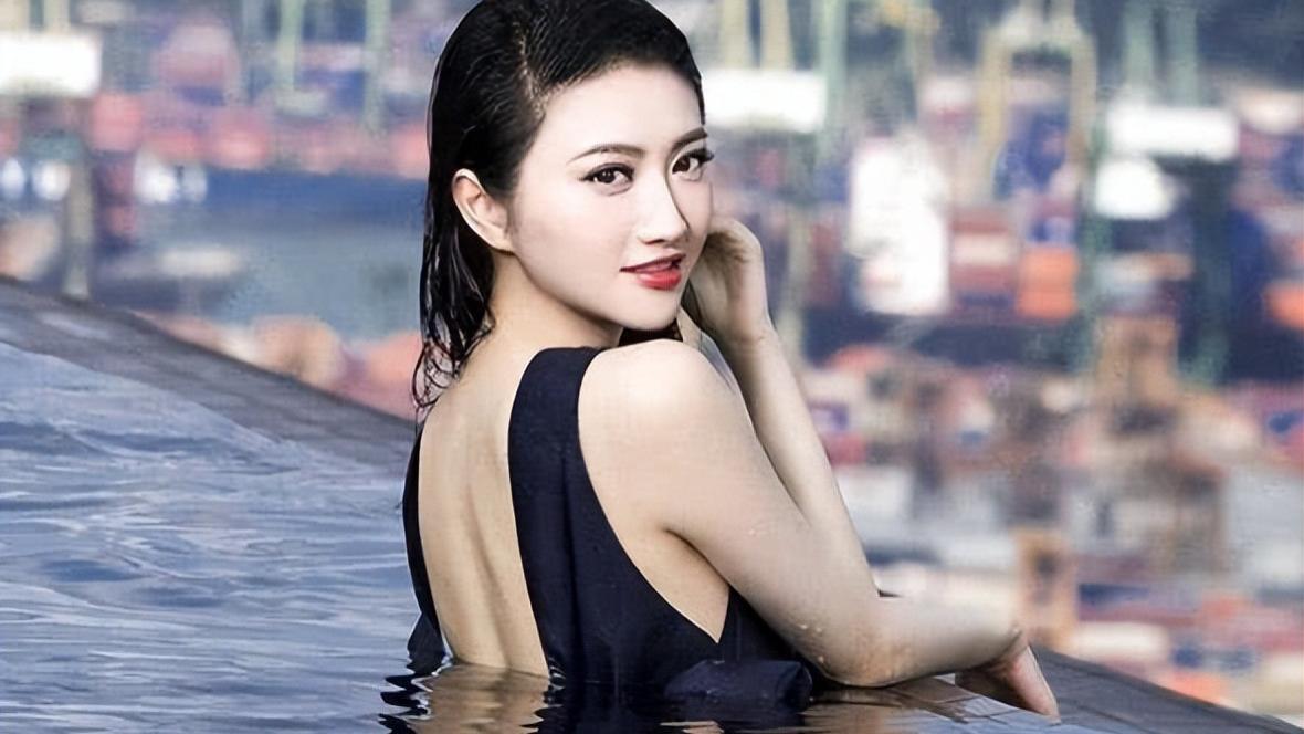 景甜|景甜十年前照片曝光，用生图证明实力，怪不得会被大导演看！