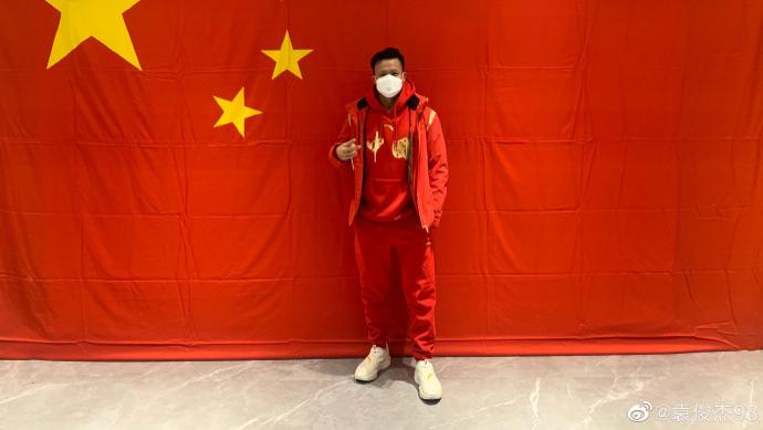 冰球|冰球名将放弃加拿大国籍，为国效力梦想实现，诚邀各领域精英回国