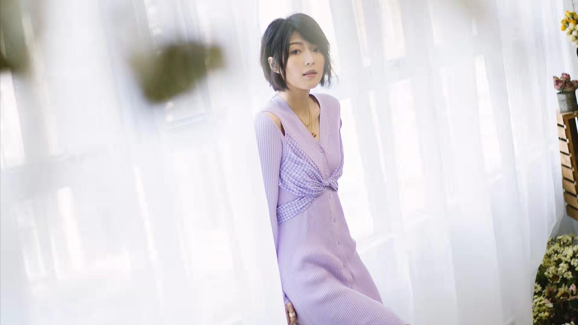 连诗雅|曾被封为“终极港女”，知名女歌手不为婚姻焦虑：只有适婚的爱情