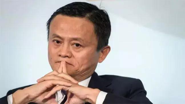 马云失去蚂蚁集团控制权，还宣布回国计划，继续发光发热？