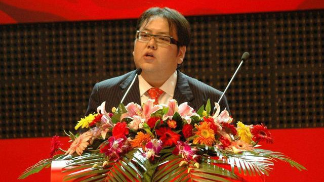 李兆会|中国一败家子，连娶两位女星，10年花光125亿，如今沦为笑柄