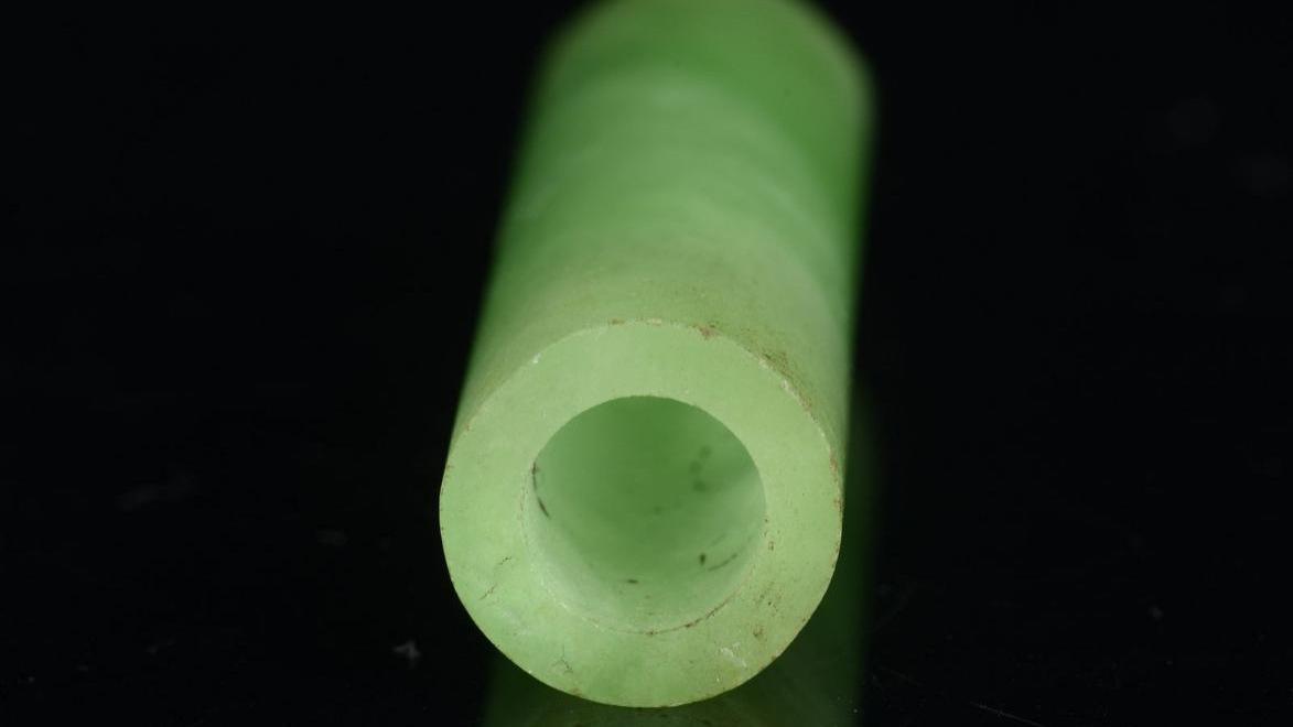 翡翠|真心财大气粗！价值百万的翡翠翎管，和珅一人就有846个！