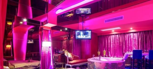 acgn漫评|情趣酒店，环境到底有多“野”？一组漫画「揭秘」，真长见识了！