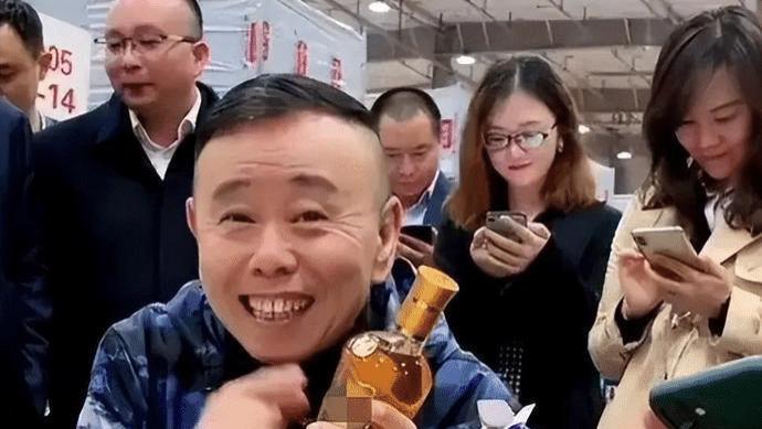 何炅|八位晚节不保的老戏骨：有人71岁还在约炮，有人与女徒厮混