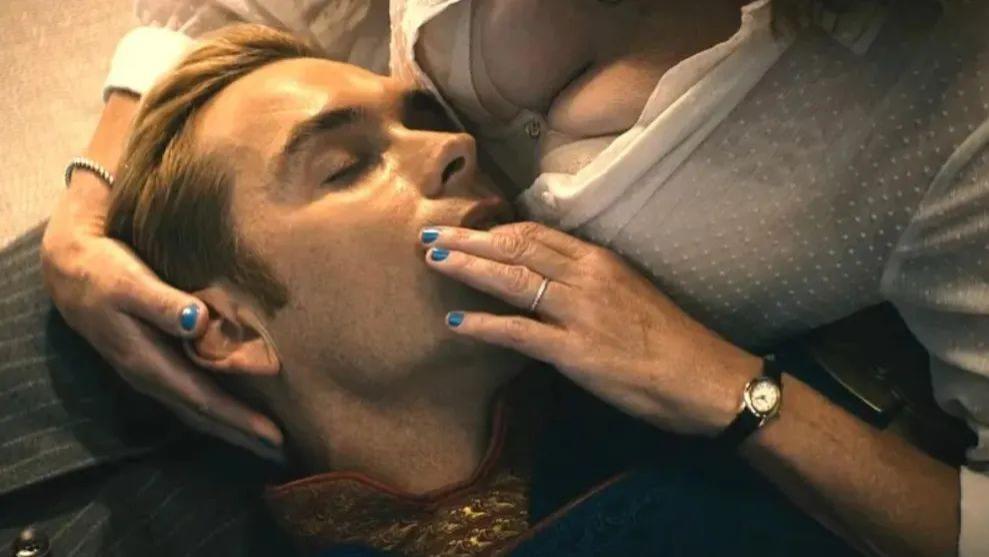 超级英雄|高能开局！一集飙到9.4分，这帮狠人回来了