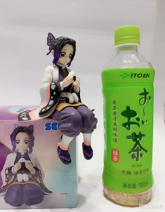 手办|“百元手办压5块钱杯面”,这是专属于阿宅们的二次元浪漫