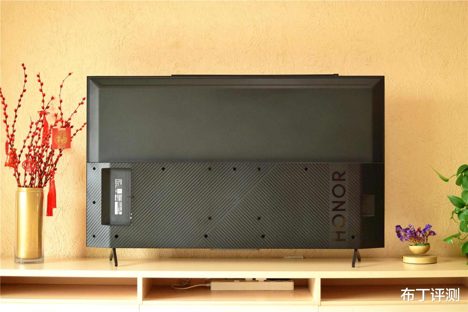 荣耀|电视进入新时代，让客厅秒变娱乐中心：荣耀智慧屏X1体验