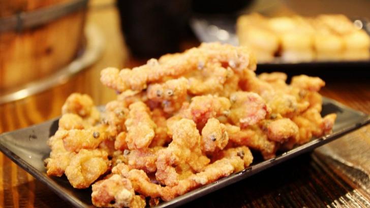 酥肉|炸酥肉，别只会用面粉加鸡蛋，多加3样，外酥里嫩，凉着吃也特香