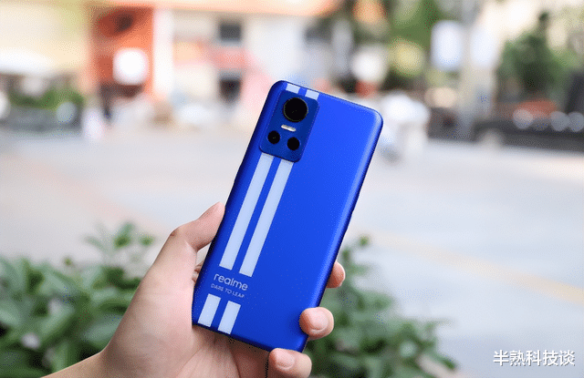 小米科技|小米都望尘莫及的速度!真我realme单系列一年热销500万台