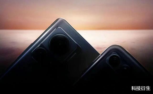 折叠屏|8月份首款折叠屏官宣：8月2日发布，配置“旗舰机级别”