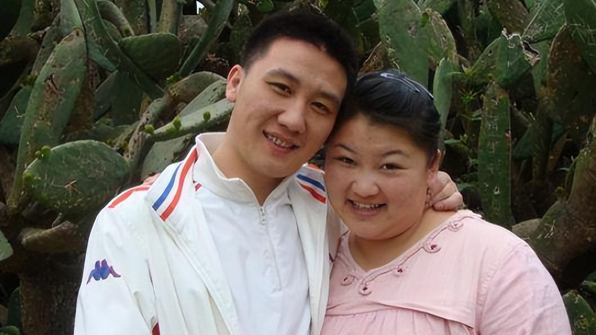 杨树林|妻子入狱3年，师父赵本山被多名师兄弟炮轰，他却什么都没做