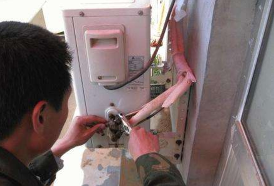 空调|空调不制冷就加氟？这样做是在花冤枉钱，一招判断空调是否缺氟！