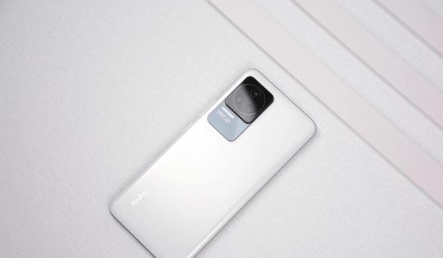 骨传导耳机|5500mAh大电池+天玑8100，2K屏加持仅2399，红米确实“卷”