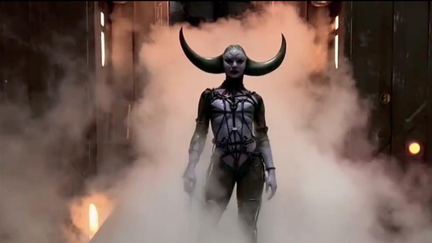 预告片|多部好莱坞大片有新动作，《灰色人》曝光正片，《小丑2》确认！