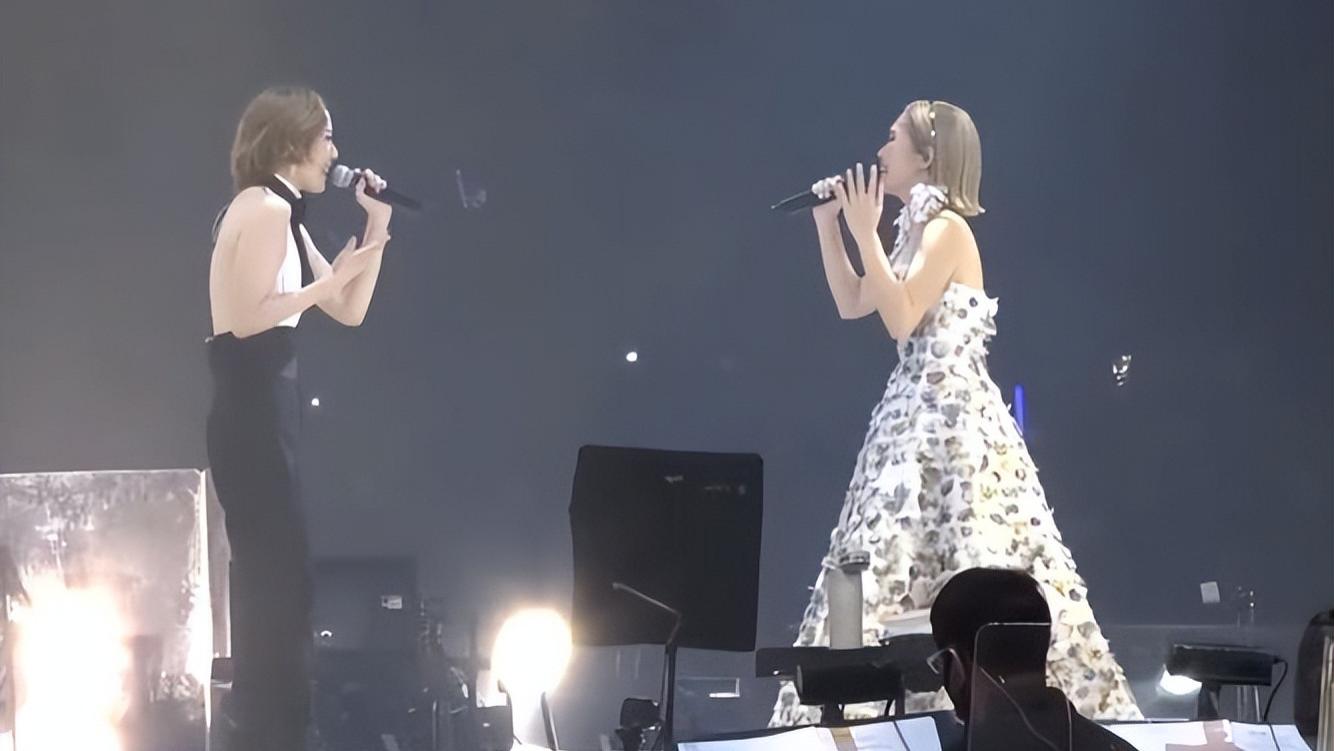 李若彤|郑秀文跟关心妍同台，没有对比就没有伤害，天后的气场太强了！