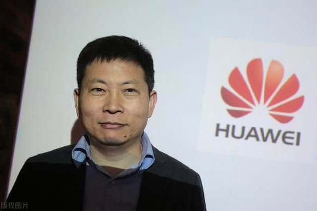 华为|他背着任正非偷偷造车,现在真相大白,任正非:不能管太严