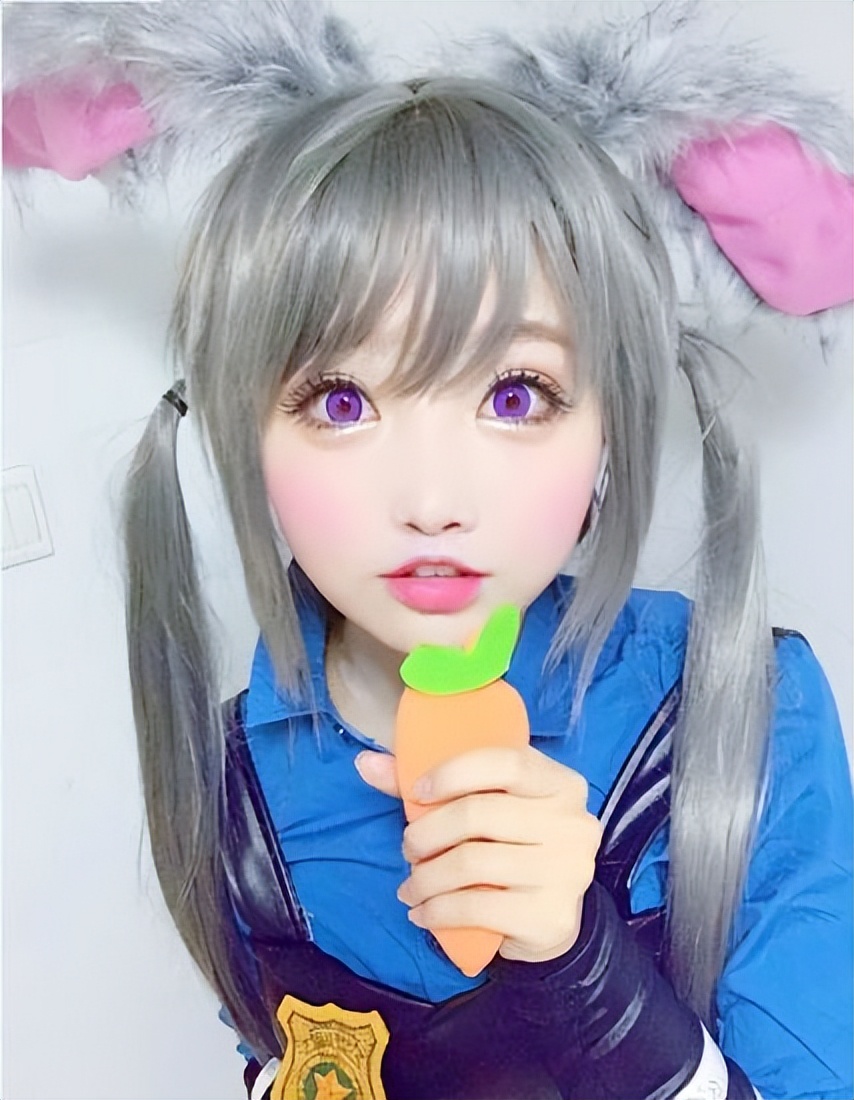 |COS界的天花板人物，小柔SeeU和Sine小慧君，为何会惨遭全网黑？