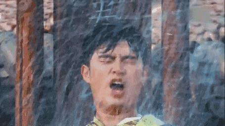 薇娅 薇娅\懒人伞\一夜走红，39度出门不怕晒，网友：出门又轻又方便！