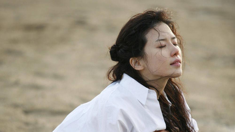 李宝英|李宝英25岁时候是“木头美人”，到了41岁反而状态“开挂”了？