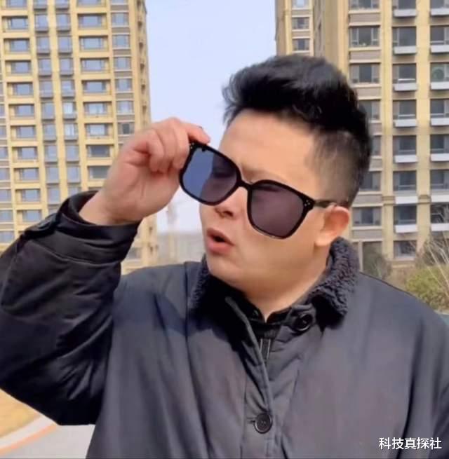 ai|“AI换脸”被实锤？撞脸马斯克走红的中国小伙被禁言，视频被删除